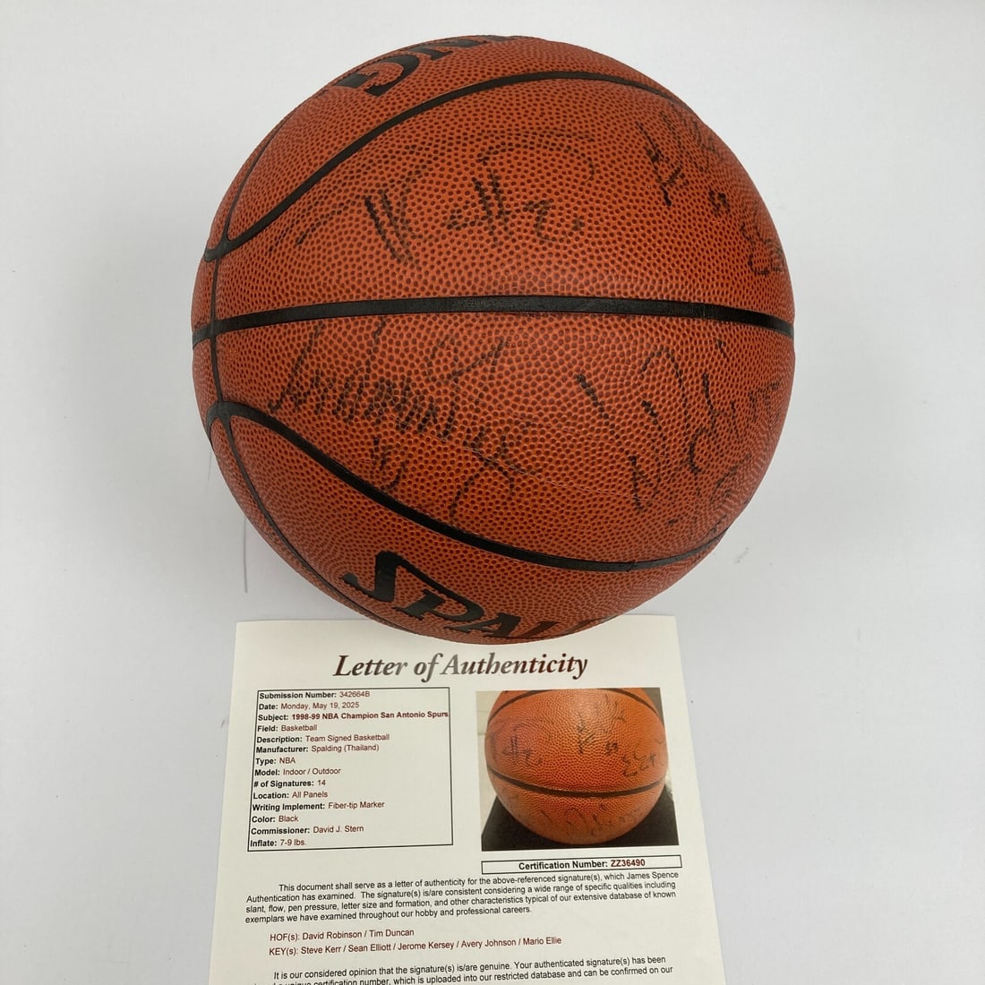 1998-99 Spurs Team Signed Basketball with Tim Duncan JSA COA: 1998-99 Spurs Team Signed Basketball with Tim Duncan JSA COA Celebrate the legacy of the 1998-99 San Antonio Spurs with this authentic Spalding NBA basketball, signed by 14 members of the championship