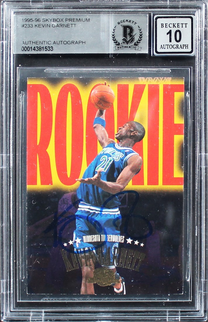 Kevin Garnett 1995 Skybox Premium #233 Rookie Card Beckett Authenticated (1 of 2)