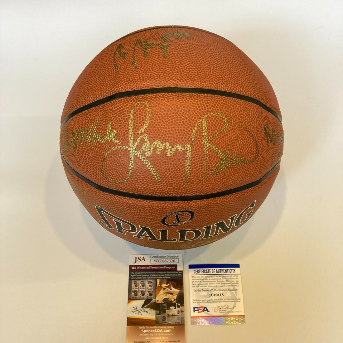 1981 Boston Celtics Signed Basketball Larry Bird McHale Parish PSA JSA COA: 1981 Boston Celtics Signed Basketball Larry Bird McHale Parish PSA JSA COA This is an original Spalding basketball commemorating the 1980-81 Boston Celtics NBA Championship team, featuring the signatu