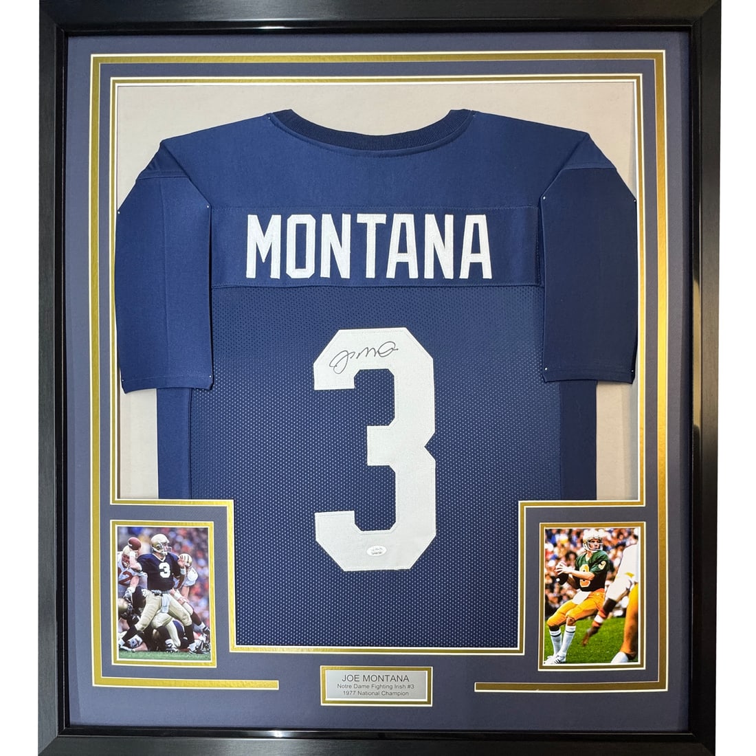 Framed Joe Montana Autographed Notre Dame Jersey with JSA COA: Framed Joe Montana Autographed Notre Dame Jersey with JSA COA Celebrate the legendary career of Joe Montana with this professionally framed autographed Notre Dame Fighting Irish jersey. The striking b