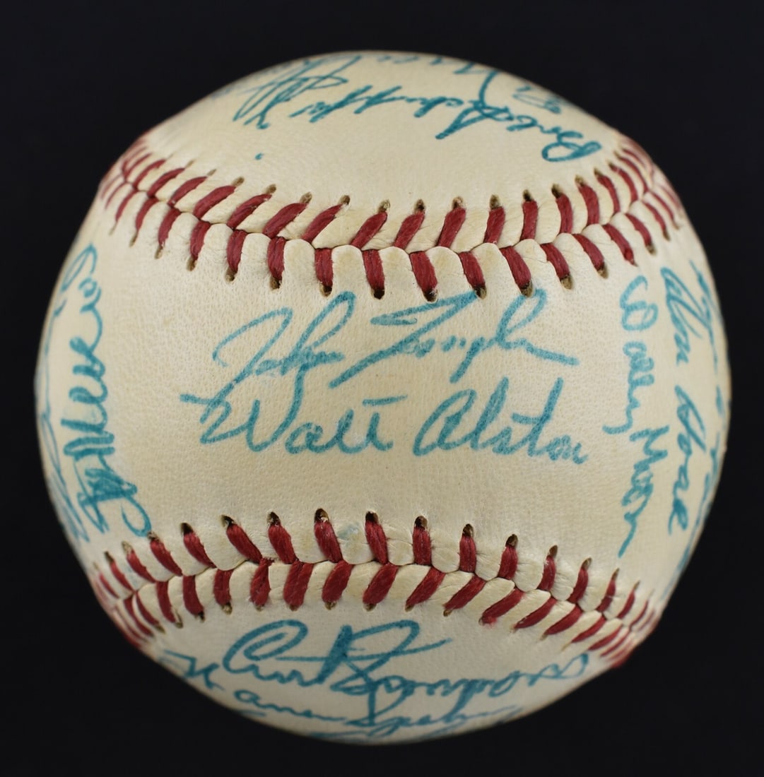 1957 National League All-Star Baseball Signed by 26 With PSA DNA Letter: 1957 National League All-Star Baseball Signed by 26 With PSA DNA Letter This is an official National League Warren Giles baseball signed by 26 members of the 1957 National League All-Star Team, includ