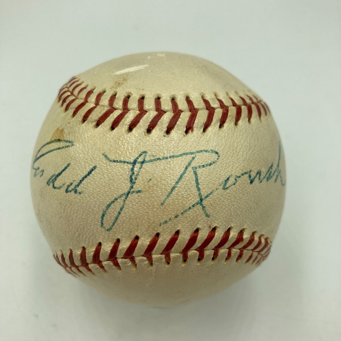 Edd Roush Signed 1950s National League Baseball PSA DNA COA: Edd Roush Signed 1950s National League Baseball PSA DNA COA This is an Official National League Warren Giles baseball signed by Edd Roush, a prominent centerfielder for the Cincinnati Reds and a two-t
