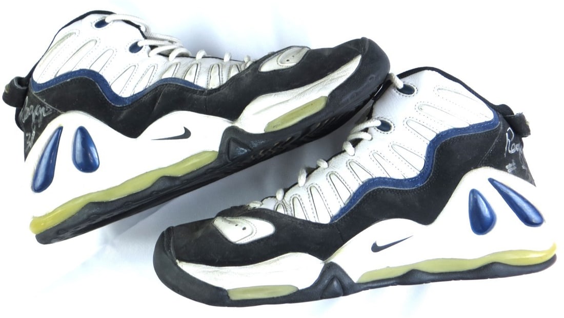 Reggie Miller Indiana Pacers autographed shoes both JSA authenticated (1 of 6)