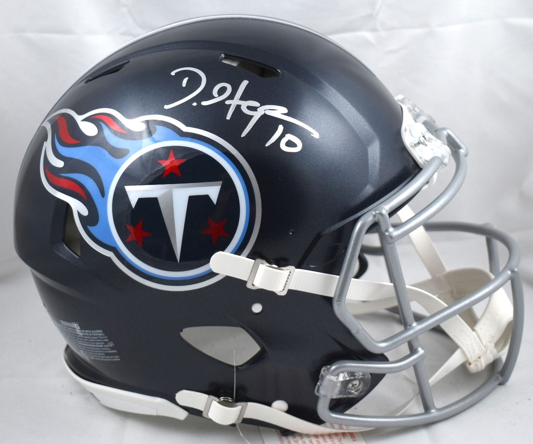 Tennessee Titans Full Size Speed Authentic Helmet Signed by DeAndre Hopkins Beckett Holo (1 of 5)