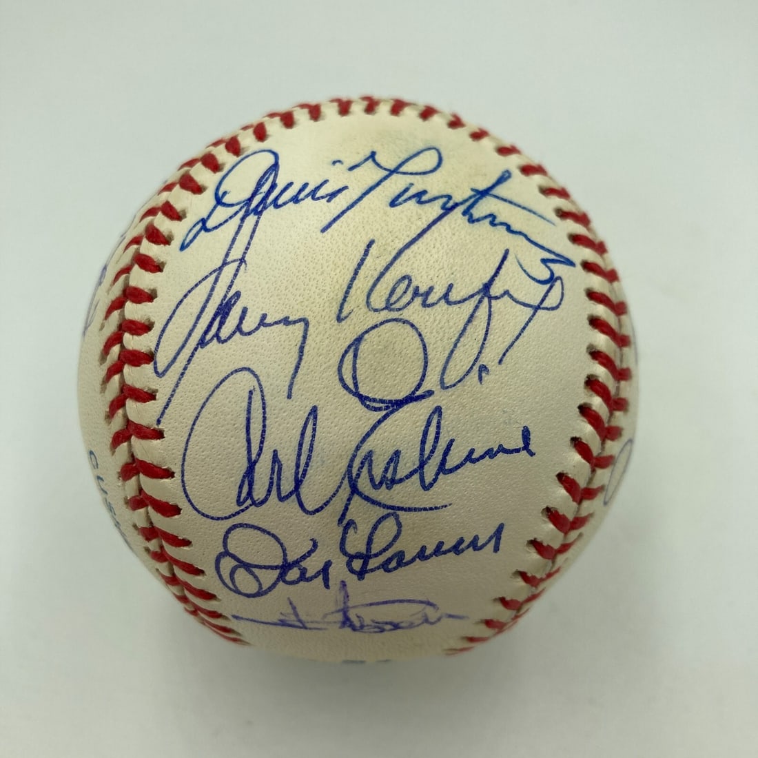 Sandy Koufax Signed Multi-Signed No Hitter Baseball 22 Sigs JSA: Sandy Koufax Signed Multi-Signed No Hitter Baseball 22 Sigs JSA Own a piece of baseball history with this multi-signed no-hitter baseball featuring 22 legendary pitchers. This Rawlings baseball is ado