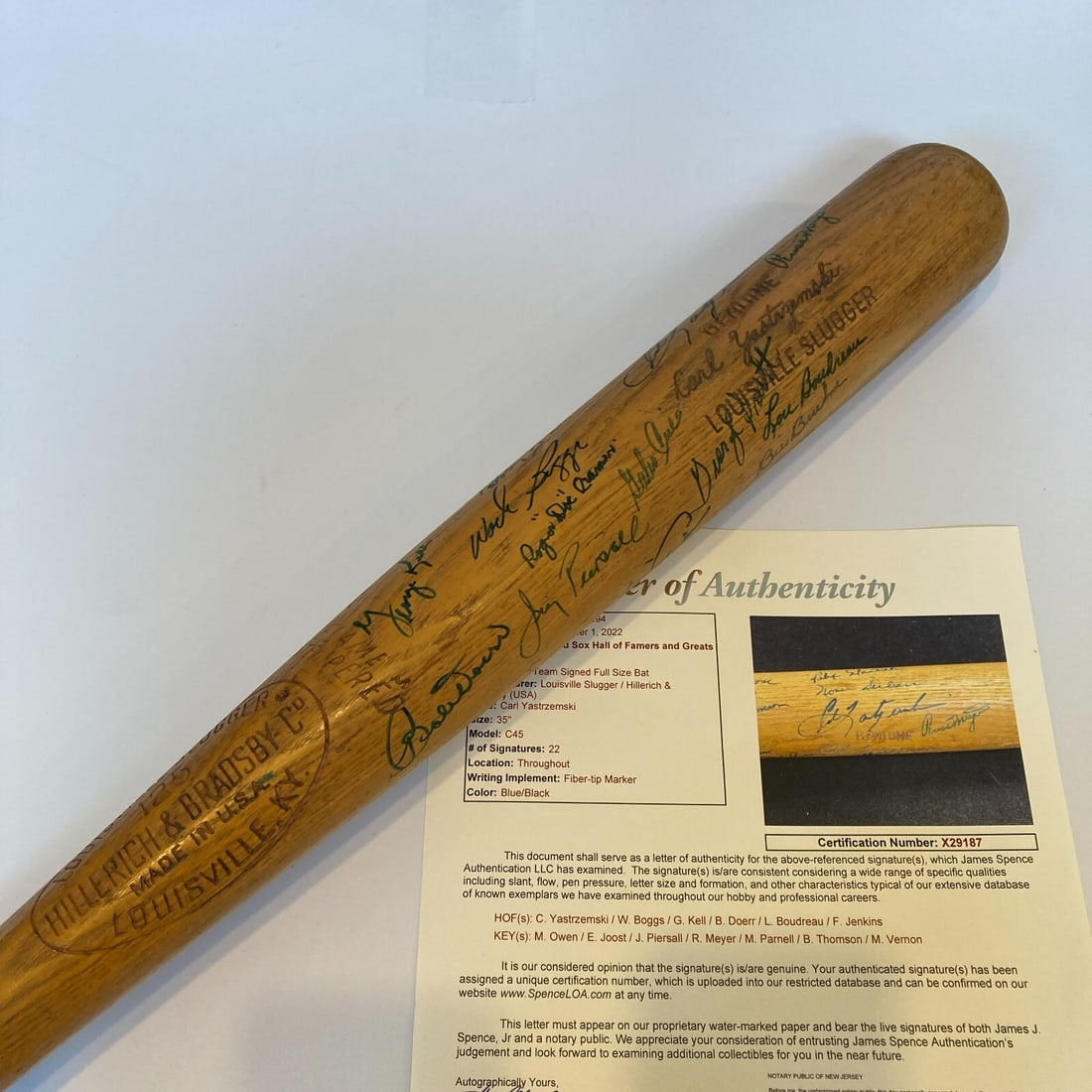 Boston Red Sox Legends Multi Signed Bat Carl Yastrzemski JSA COA 35 inch: Boston Red Sox Legends Multi Signed Bat Carl Yastrzemski JSA COA 35 inch This authentic baseball bat is a remarkable collectible for fans of the Boston Red Sox, featuring the signatures of multiple le