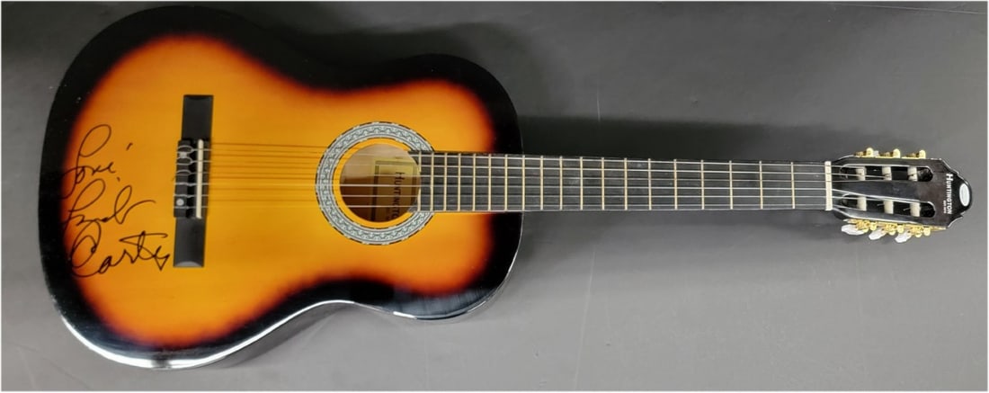 Lynda Carter signed acoustic guitar JSA LOA Wonder Woman (1 of 4)