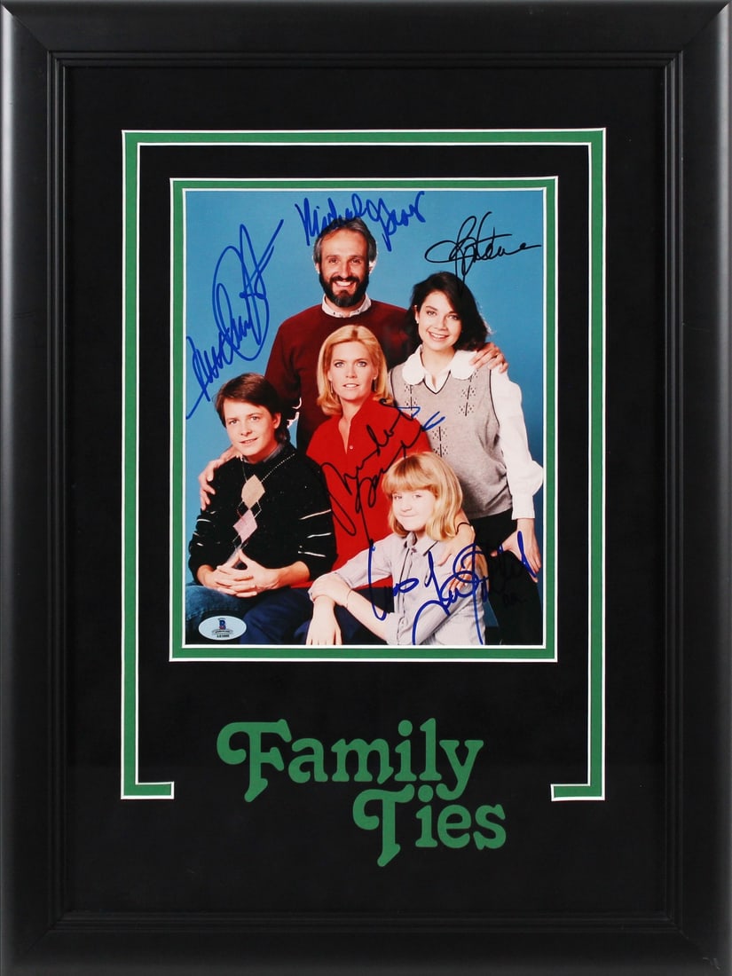 Framed Family Ties Cast Signed 8x10 Photo Beckett Authenticated (1 of 5)