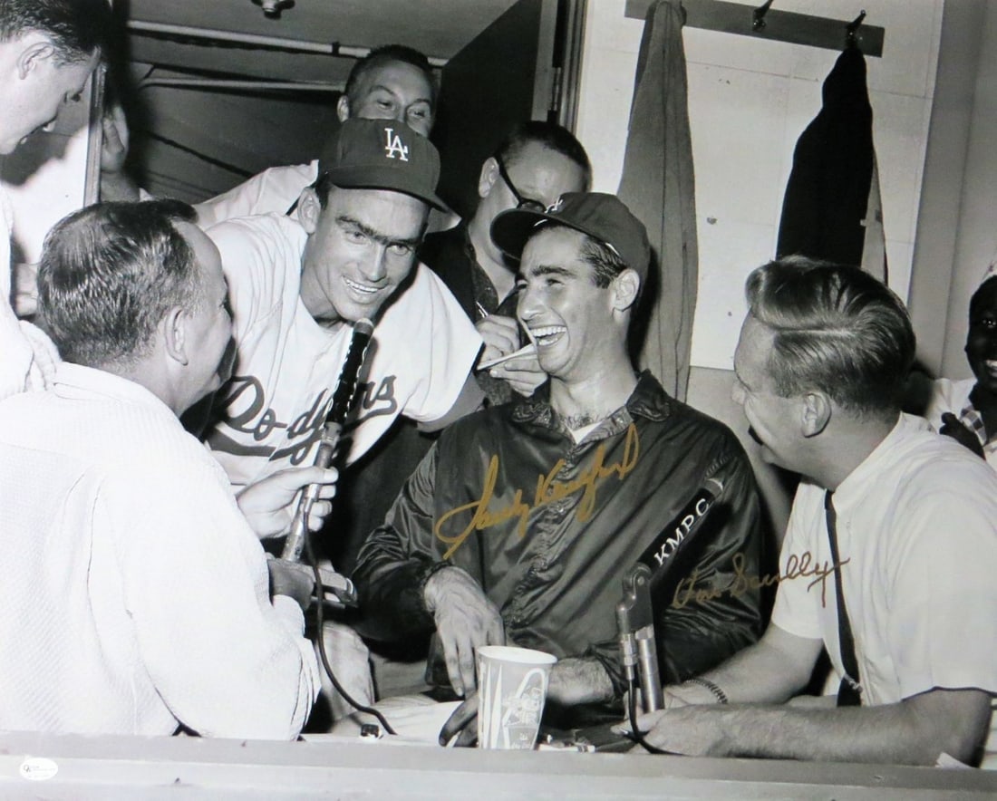 Sandy Koufax Vin Scully Dual Signed 16X20 Dodgers Photo Online Authentics: Sandy Koufax Vin Scully Dual Signed 16X20 Dodgers Photo Online Authentics Celebrate the legacy of the Los Angeles Dodgers with this dual autographed 16X20 photo featuring baseball legends Sandy Koufax