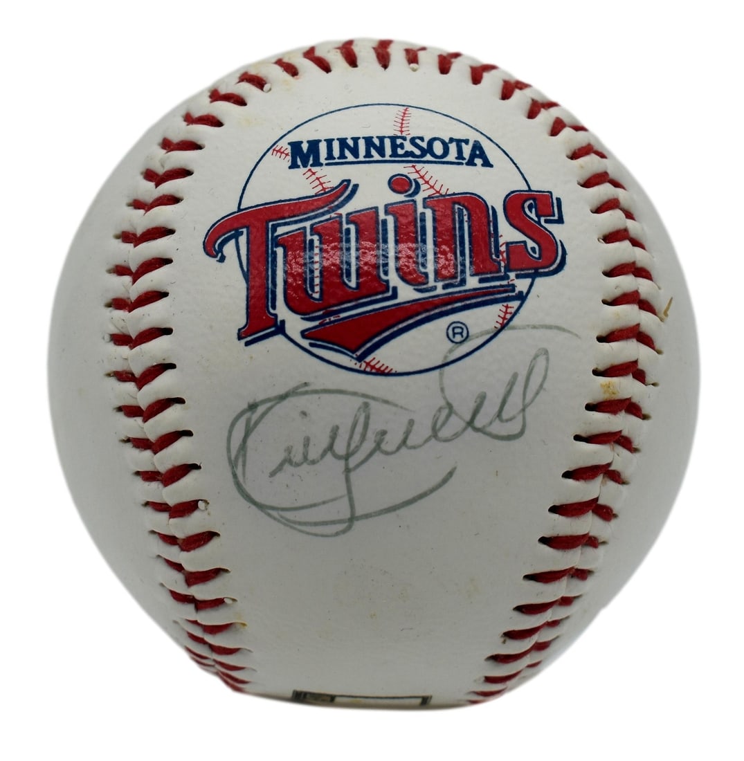 JSA Authenticated Kirby Puckett HOF Autographed Twins Logo Baseball: JSA Authenticated Kirby Puckett HOF Autographed Twins Logo Baseball Original Kirby Puckett Hall of Fame signed Minnesota Twins logo baseball. This pre-owned baseball is authenticated by JSA and includ