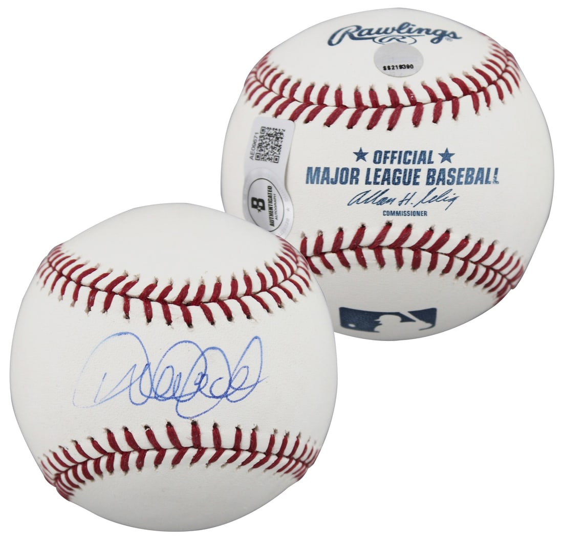 Derek Jeter signed Manfred OML baseball Beckett authenticated (1 of 4)