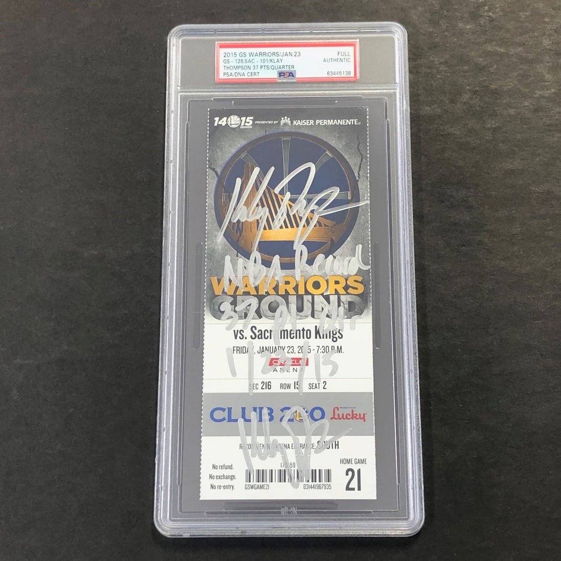 Klay Thompson Autographed Jan 23 2015 Warriors Ticket PSA DNA Authenticated: Klay Thompson Autographed Jan 23 2015 Warriors Ticket PSA DNA Authenticated This collectible features a ticket from January 23, 2015, signed by Klay Thompson, commemorating his historic 37-point quart