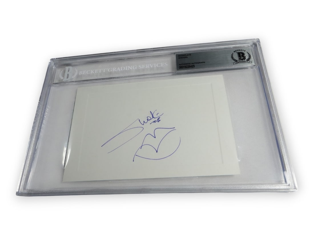 Bookplate Cut Signature Signed by Shakira Encapsulated by Beckett (1 of 3)