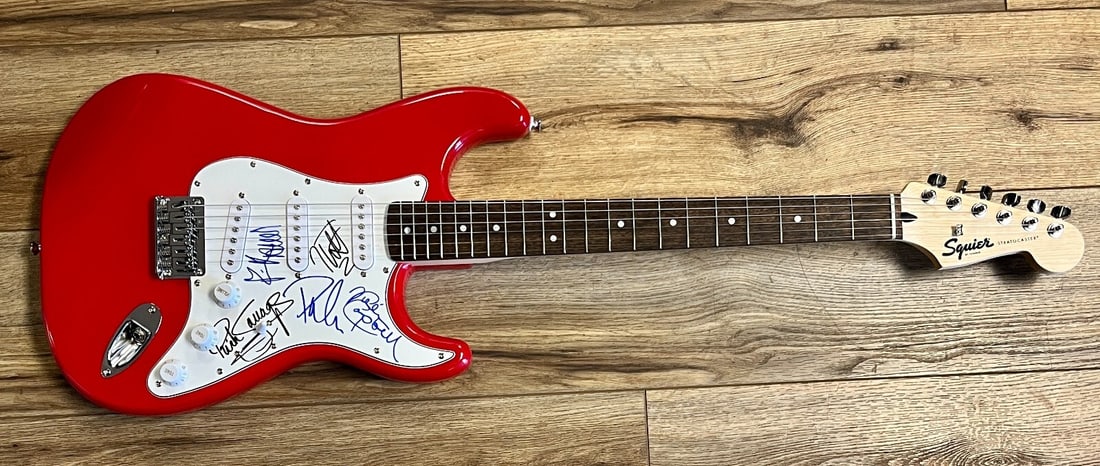 Def Leppard Signed Fender Squire Guitar with JSA Authentication: Def Leppard Signed Fender Squire Guitar with JSA Authentication Own a piece of rock history with this stunning Fender Squire Stratocaster guitar, signed by all five members of the legendary band Def L