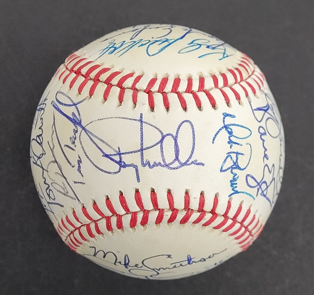 1985 Minnesota Twins Baseball Signed by 29 Players with JSA Authentication: 1985 Minnesota Twins Baseball Signed by 29 Players with JSA Authentication This is an official American League Bobby Brown baseball signed by 29 members of the 1985 Minnesota Twins, including Kirby Pu