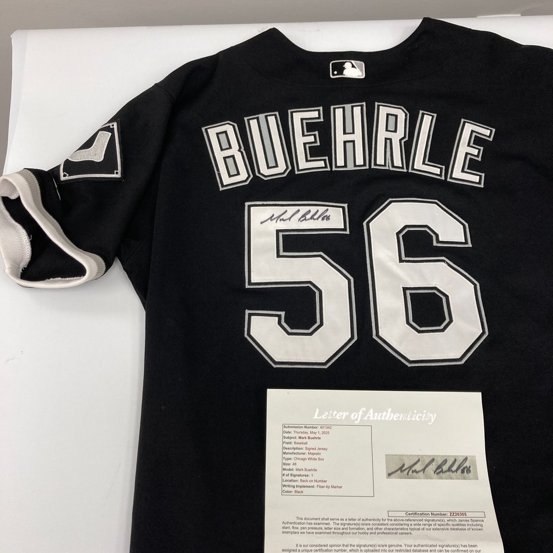 Mark Buehrle 2007 Game Used Jersey Chicago White Sox JSA Authenticated: Mark Buehrle 2007 Game Used Jersey Chicago White Sox JSA Authenticated This authentic game-used jersey from Mark Buehrle showcases his time with the Chicago White Sox during the 2007 season. The jerse