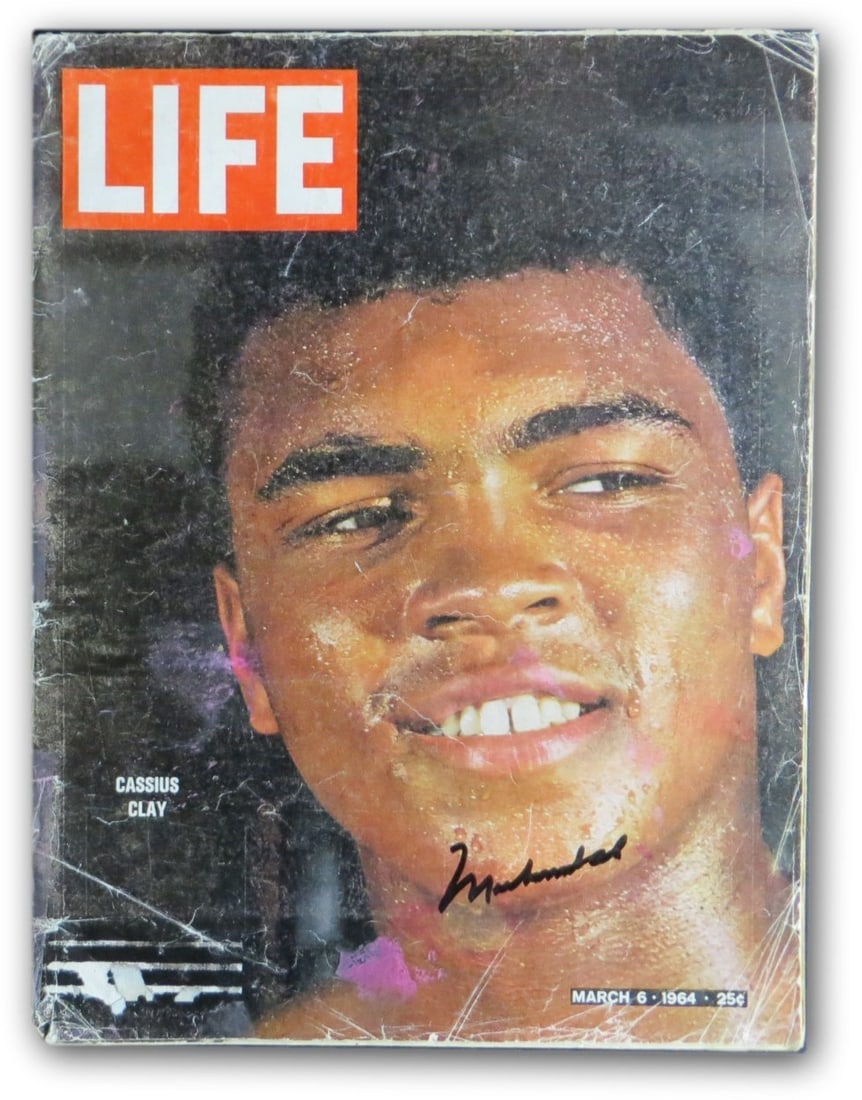 Muhammad Ali Autographed LIFE Magazine Online Authentics (1 of 4)