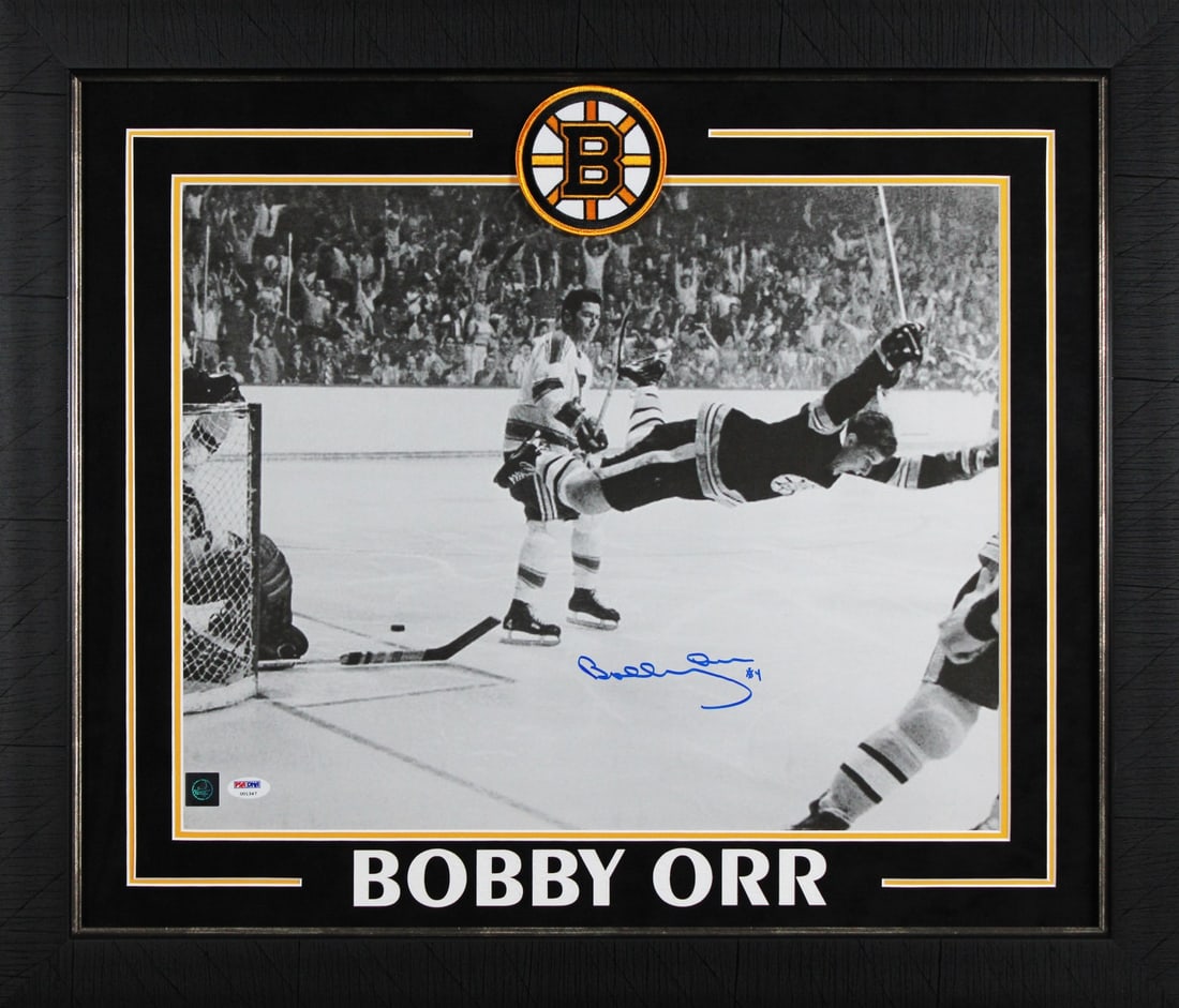 Bobby Orr Signed 16x20 Boston Bruins Photo Framed With PSA Graded 10 Autograph: Bobby Orr Signed 16x20 Boston Bruins Photo Framed With PSA Graded 10 Autograph This is an original 16x20 framed photo personally signed by Bobby Orr of the Boston Bruins. The autograph has been authen