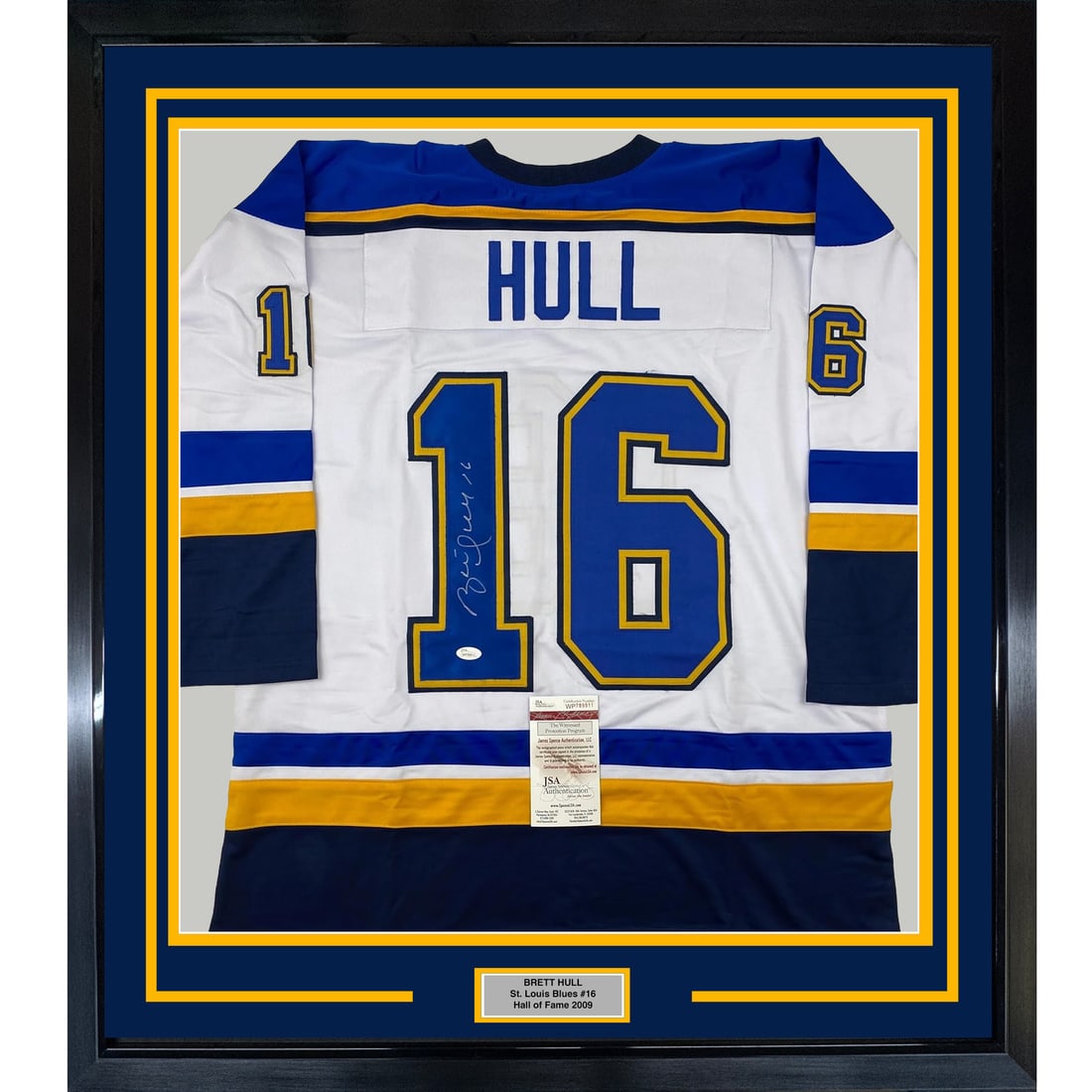 Framed Brett Hull Signed Jersey 33x42 St. Louis Blues JSA COA Gem Mint: Framed Brett Hull Signed Jersey 33x42 St. Louis Blues JSA COA Gem Mint Showcase your love for hockey with this professionally framed and autographed Brett Hull St. Louis Blues jersey. This stunning pi
