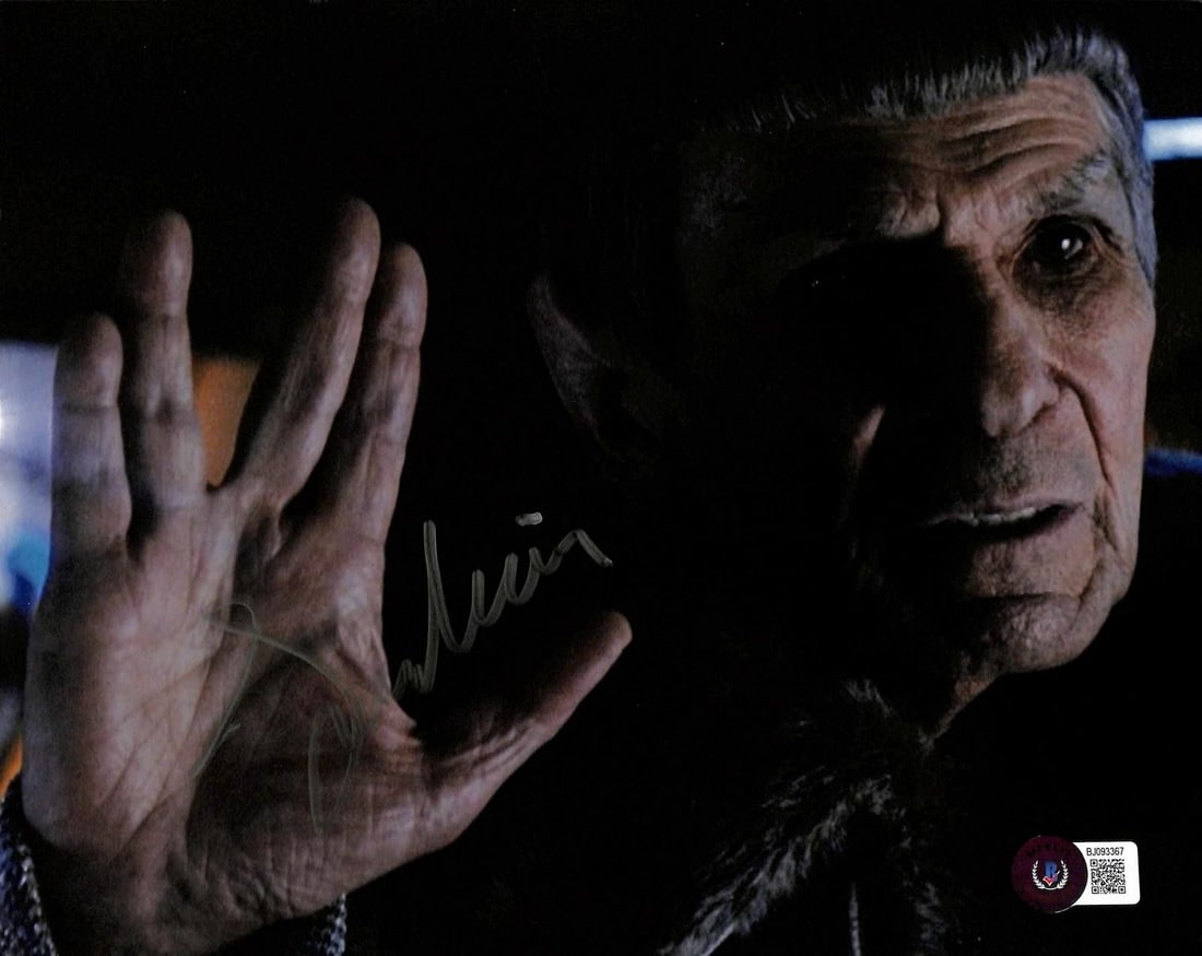 Beckett authenticated Leonard Nimoy Spock 8x10 Star Trek 2009 photo (1 of 1)