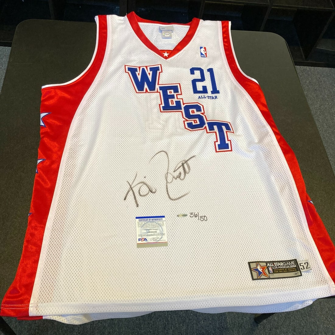 Kevin Garnett Signed 2004 All Star Game Jersey UDA Holo PSA DNA: Kevin Garnett Signed 2004 All Star Game Jersey UDA Holo PSA DNA Celebrate the legacy of basketball great Kevin Garnett with this signed Pro Cut jersey from the 2004 All Star Game. This authentic jerse