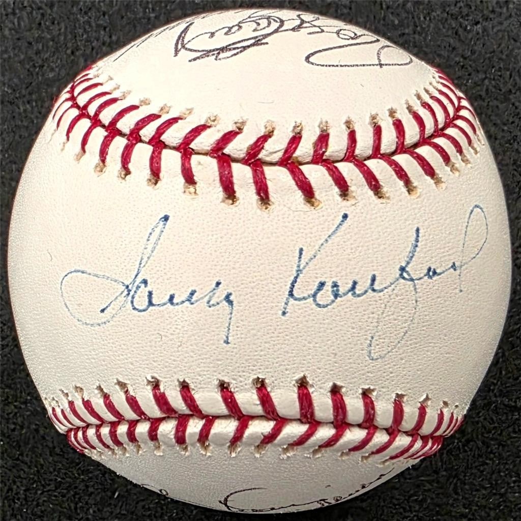 Signed 1955 Brooklyn Dodgers Baseball 10 Autographs JSA Koufax Newcombe: Signed 1955 Brooklyn Dodgers Baseball 10 Autographs JSA Koufax Newcombe Original baseball signed by 10 members of the 1955 Brooklyn Dodgers, including Koufax, Erskine, and Newcombe. This pre-owned MLB