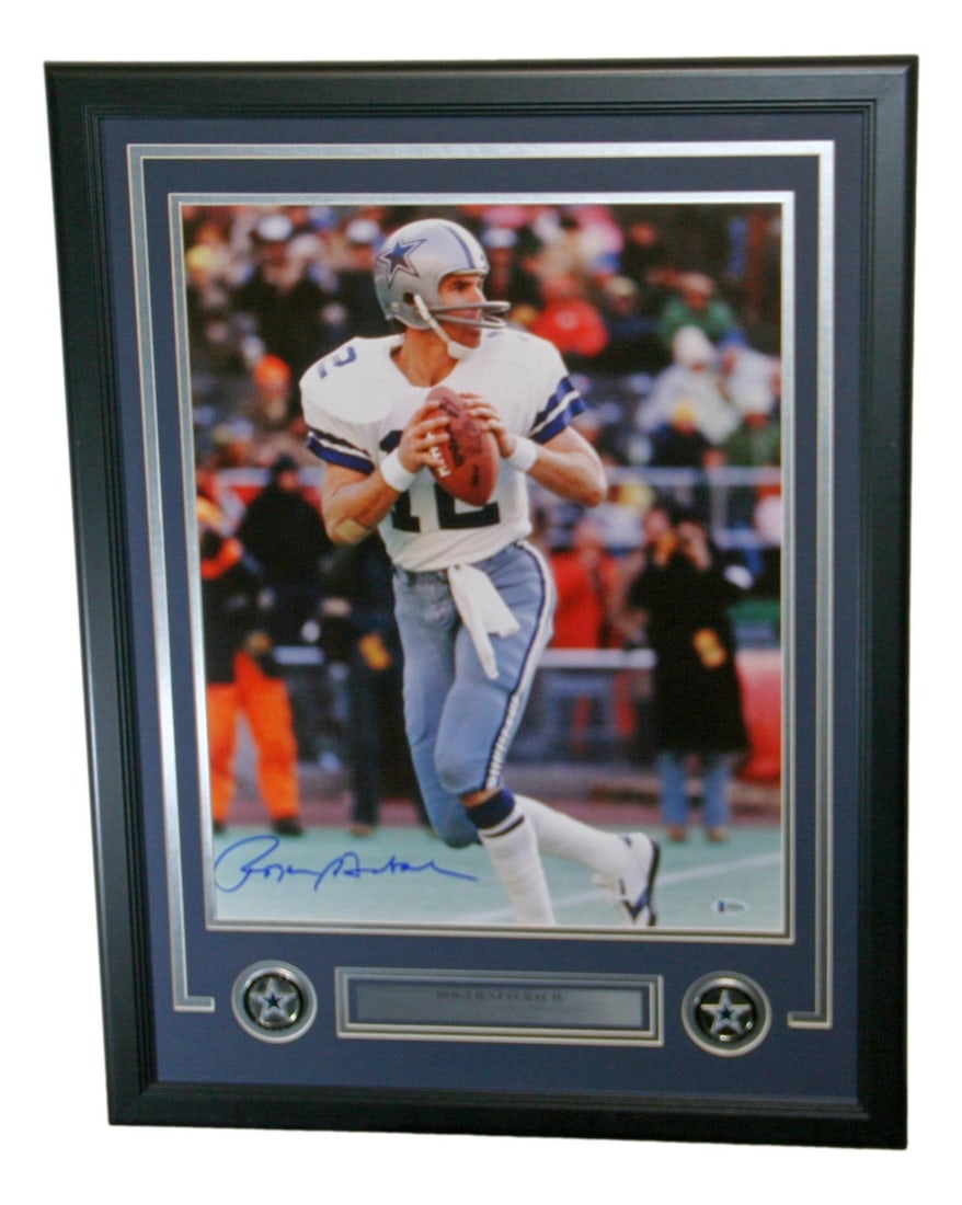 Framed 16x20 Photo Signed by Roger Staubach Beckett Authenticated Dallas Cowboys: Framed 16x20 Photo Signed by Roger Staubach Beckett Authenticated Dallas Cowboys This framed 16x20 photo features an authentic autograph from Roger Staubach of the Dallas Cowboys. The signature has be