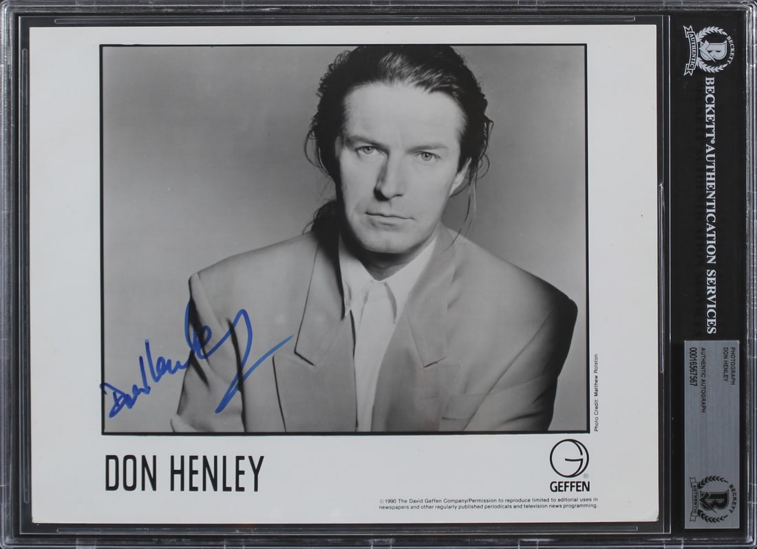 Don Henley Signed 8x10 Photo The Eagles Authenticated Beckett Slabbed: Don Henley Signed 8x10 Photo The Eagles Authenticated Beckett Slabbed This authentic 8x10 photo features the signature of Don Henley, a renowned member of The Eagles. The photograph is slabbed and com