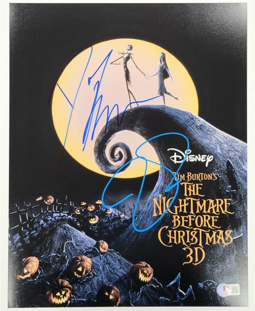 Tim Burton Signed Nightmare Before Xmas 11x14 Photo Beckett Authenticated: Tim Burton Signed Nightmare Before Xmas 11x14 Photo Beckett Authenticated This original, pre-owned photograph of Tim Burton and Danny Elfman from "The Nightmare Before Christmas" measures 11x14 inches
