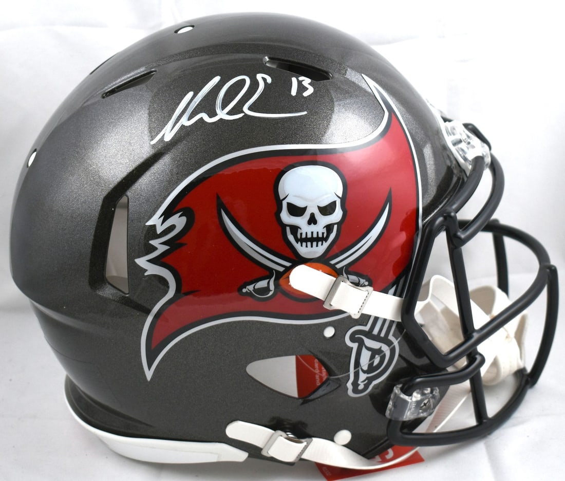 Signed F S Speed Authentic Helmet Mike Evans Buccaneers Beckett: Signed F S Speed Authentic Helmet Mike Evans Buccaneers Beckett Authentic full-size Tampa Bay Buccaneers helmet autographed by Mike Evans. The item is an original, pre-owned football collectible and i