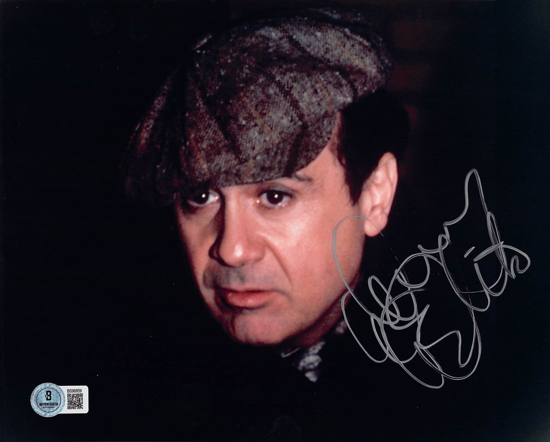 Autographed Danny DeVito 8x10 Hoffa Photograph Beckett Authenticated BAS (1 of 1)
