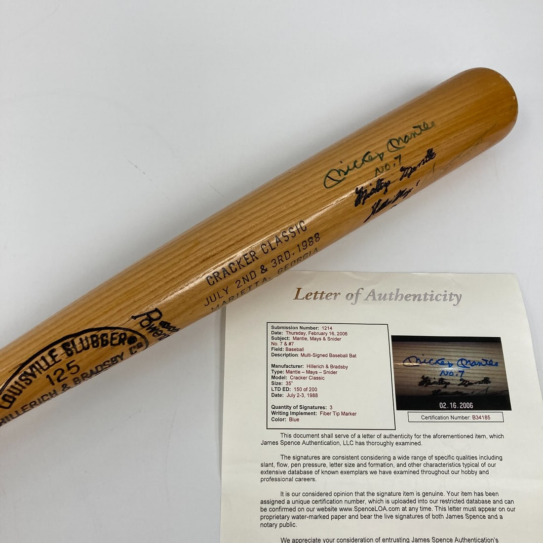 Mickey Mantle Willie Mays Duke Snider Signed Bat JSA Authenticated Limited Edition 150 of 200: Mickey Mantle Willie Mays Duke Snider Signed Bat JSA Authenticated Limited Edition 150 of 200 This is a 35" H&B Louisville Slugger Cracker Classic show bat, beautifully signed by three Hall of Fame ce