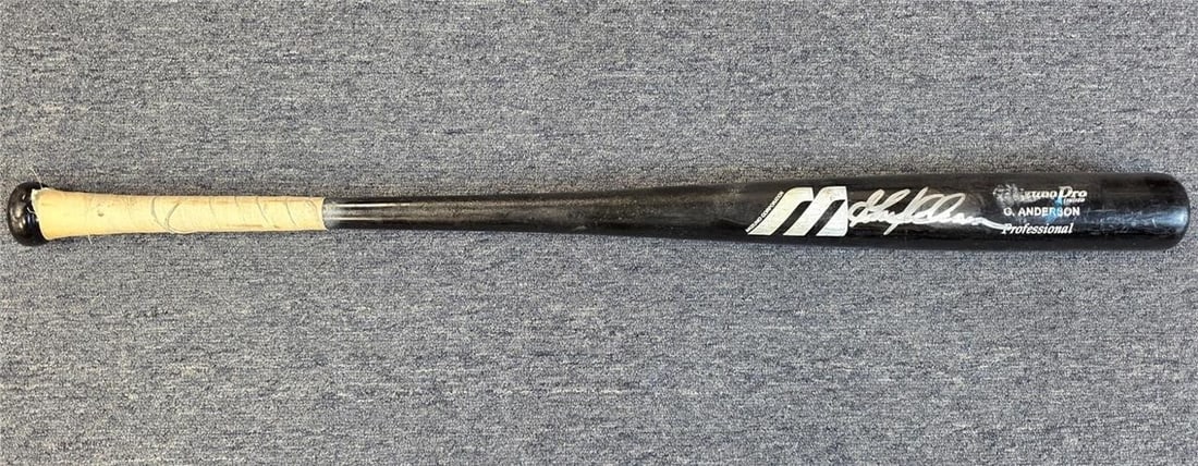 Signed Garret Anderson Angels Mizuno bat Beckett BAS authenticated (1 of 6)