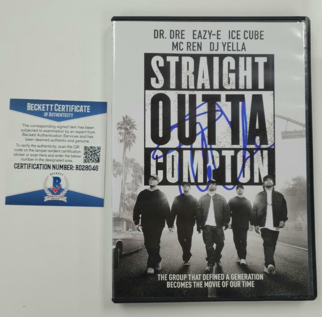 Straight Outta Compton DVD Cover Autographed by Ice Cube Beckett Authenticated (1 of 2)