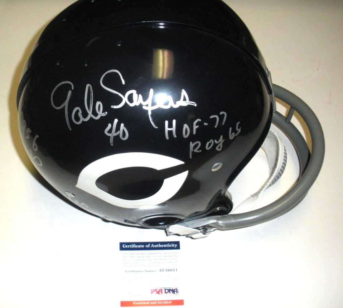 Chicago Bears Gale Sayers Signed Authentic Full Size Helmet with PSA DNA COA: Chicago Bears Gale Sayers Signed Authentic Full Size Helmet with PSA DNA COA This is a full-size authentic TK helmet signed by Gale Sayers, the Hall of Fame running back for the Chicago Bears who was 