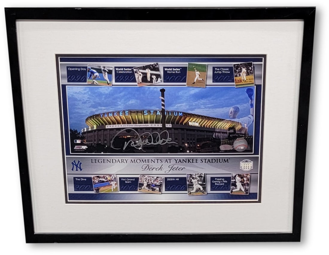 Derek Jeter Hand Signed Framed 11x14 Photo New York Yankees Steiner Sports Authenticated: Derek Jeter Hand Signed Framed 11x14 Photo New York Yankees Steiner Sports Authenticated This is an original hand-signed framed photo of Derek Jeter, measuring 11x14 inches, capturing the iconic New Y