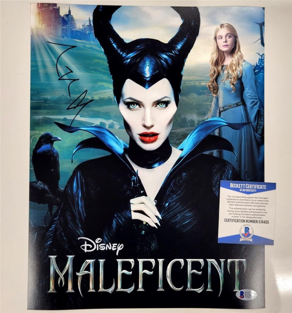 Angelina Jolie Maleficent 11x14 Signed Photo Beckett Authenticated: Angelina Jolie Maleficent 11x14 Signed Photo Beckett Authenticated This is an original 11x14 photograph from the movie 'Maleficent', autographed by the renowned actress Angelina Jolie. The autograph i