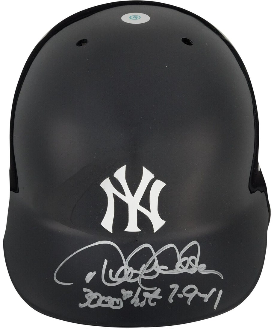 Derek Jeter Signed Inscribed 3000th Hit Yankees Helmet Steiner COA: Derek Jeter Signed Inscribed 3000th Hit Yankees Helmet Steiner COA Celebrate a monumental moment in baseball history with this signed and inscribed New York Yankees batting helmet commemorating Derek 