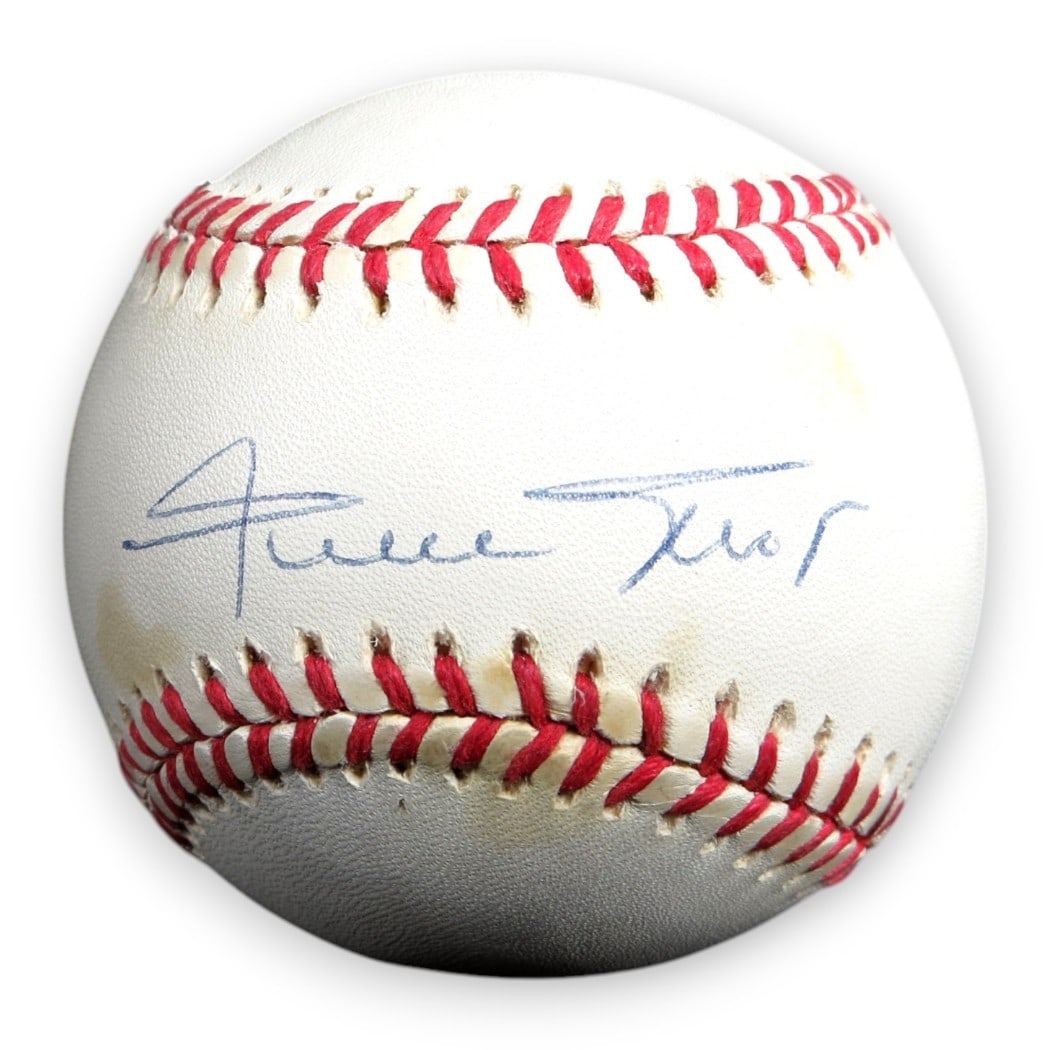 Willie Mays Signed NL Baseball JSA Authenticated San Francisco Giants: Willie Mays Signed NL Baseball JSA Authenticated San Francisco Giants This is an original autographed National League baseball signed by the legendary Willie Mays, a Hall of Famer and iconic player of