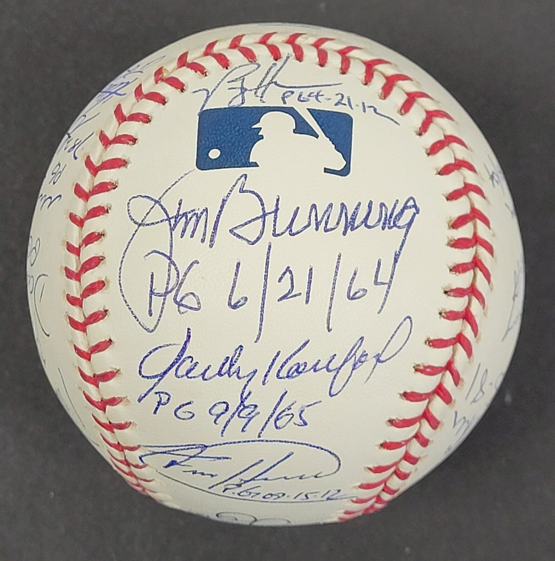 RARE Signed Perfect Game Baseball with 17 Pitcher Autographs Beckett COA: RARE Signed Perfect Game Baseball with 17 Pitcher Autographs Beckett COA This official Major League baseball is a remarkable collectible, signed and inscribed by 17 legendary pitchers who have