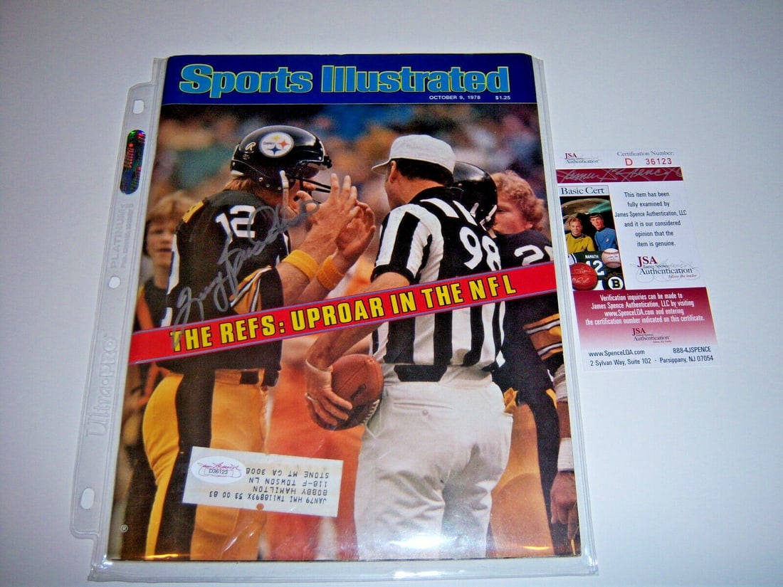 Terry Bradshaw Signed Sports Illustrated HOF 89 Pittsburgh Steelers: Terry Bradshaw Signed Sports Illustrated HOF 89 Pittsburgh Steelers This is an original Sports Illustrated magazine featuring Terry Bradshaw, a Hall of Fame inductee from 1989. The magazine is signed 