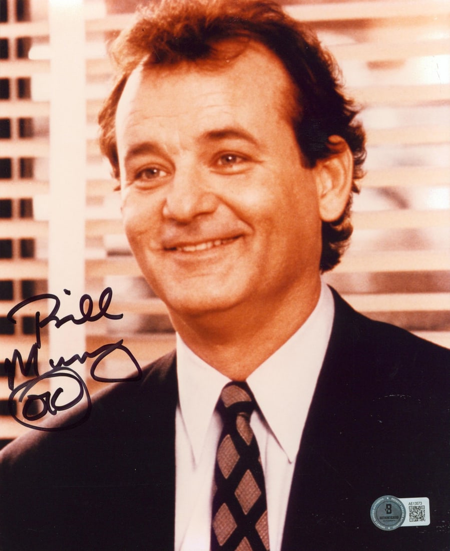 Bill Murray Groundhog Day Signed 8x10 Photo Beckett COA: Bill Murray Groundhog Day Signed 8x10 Photo Beckett COA This authentic 8x10 photograph of Bill Murray from the classic film Groundhog Day features his genuine signature, adding a unique touch to any c