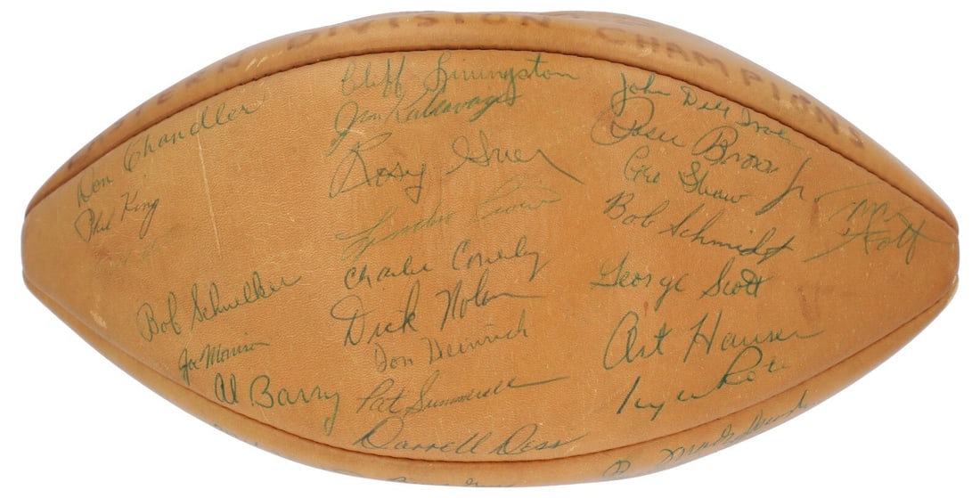 1959 New York Giants Team-Signed Football with JSA COA 36 Signatures: 1959 New York Giants Team-Signed Football with JSA COA 36 Signatures This authentic 1959 New York Giants Eastern Division Champions football is a remarkable piece of sports memorabilia. Signed by 36 m