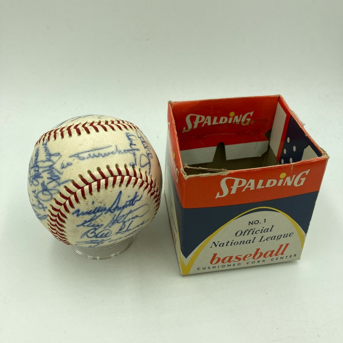 Chicago Cubs 1969 Team Autographed National League Baseball JSA Authenticated: Chicago Cubs 1969 Team Autographed National League Baseball JSA Authenticated This is a vintage Official National League (Warren Giles) baseball that has been team-signed by the 1969 Chicago Cubs. The
