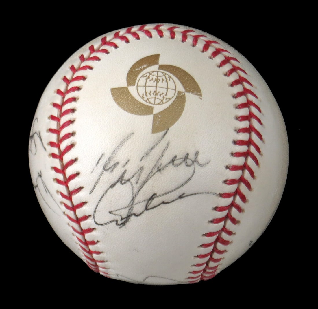 2009 WBC Baseball Signed by Rivera A-Rod Carter Hentgen White JSA Authenticated: 2009 WBC Baseball Signed by Rivera A-Rod Carter Hentgen White JSA Authenticated This unique 2009 Official World Baseball Classic baseball features the signatures of six prominent Major League Baseball