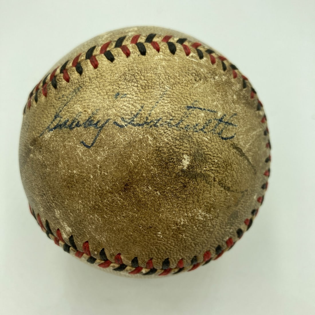 Gabby Hartnett Signed 1920s NL Baseball with JSA COA (1 of 6)