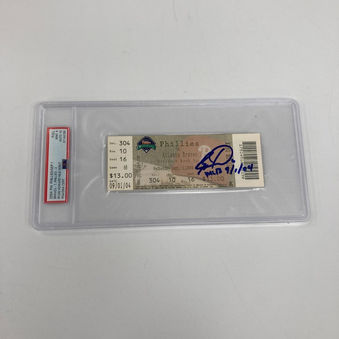 Ryan Howard Signed Inscribed MLB Debut Ticket PSA 10 GEM MINT 9-1-2004: Ryan Howard Signed Inscribed MLB Debut Ticket PSA 10 GEM MINT 9-1-2004 Celebrate Ryan Howard's remarkable MLB debut with this signed and inscribed full ticket from the game on September 1, 2004, where