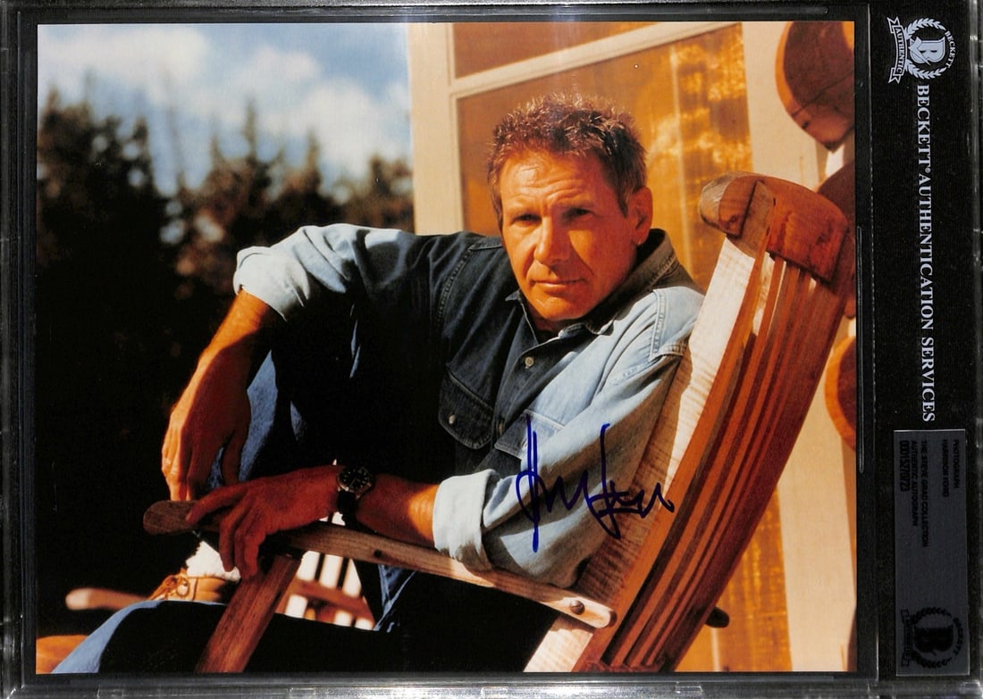Harrison Ford Signed 8x10 Promo Photo Beckett Mint 10: Harrison Ford Signed 8x10 Promo Photo Beckett Mint 10 This stunning 8x10 publicity portrait photograph of Harrison Ford dates back to the early 1990s, showcasing the iconic actor in a rugged, timeless