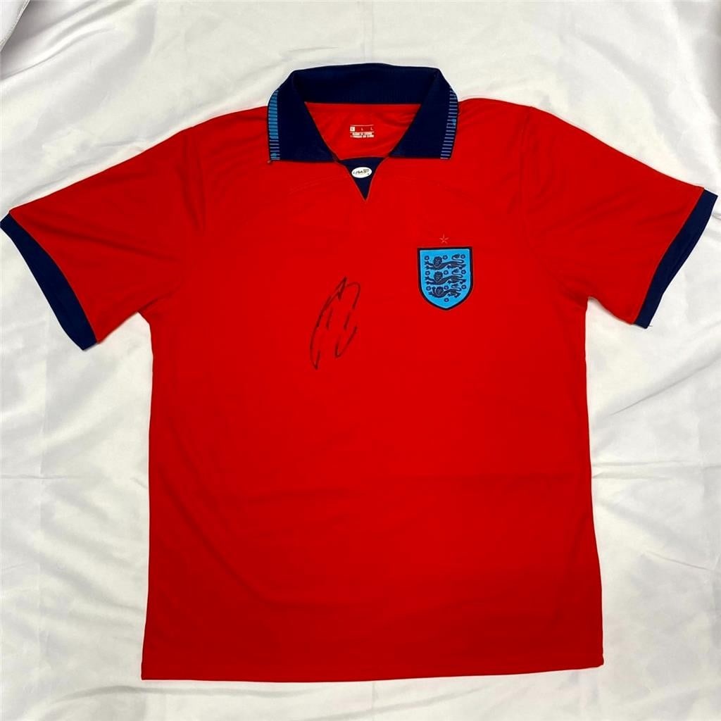 England soccer jersey signed by Jude Bellingham JSA: England soccer jersey signed by Jude Bellingham JSA This is a pre-owned England soccer jersey signed by Jude Bellingham. The autograph has been authenticated by James Spence Authentication (JSA), ensu