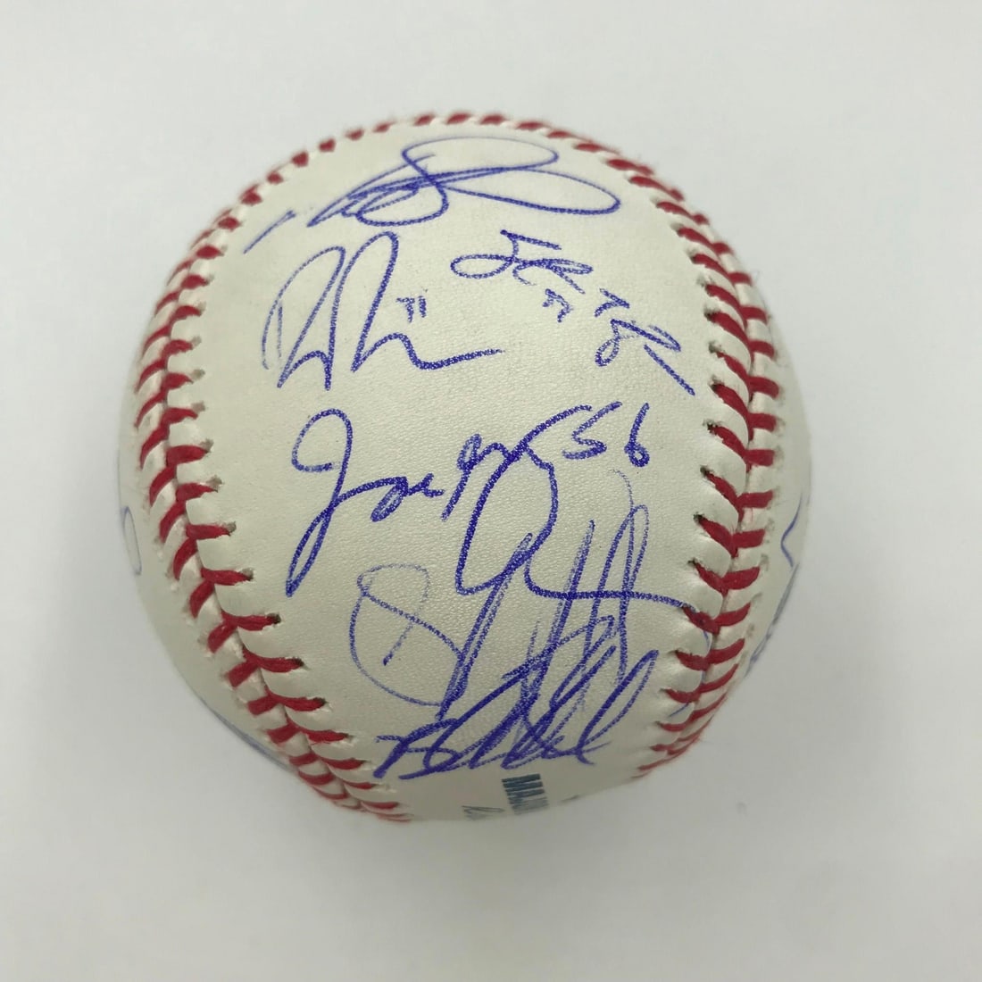 2017 Red Sox Baseball with 22 Autographs JSA Certified Including Betts Devers: 2017 Red Sox Baseball with 22 Autographs JSA Certified Including Betts Devers This is an original 2017 Boston Red Sox team-signed Major League Baseball featuring 22 signatures, including notable playe